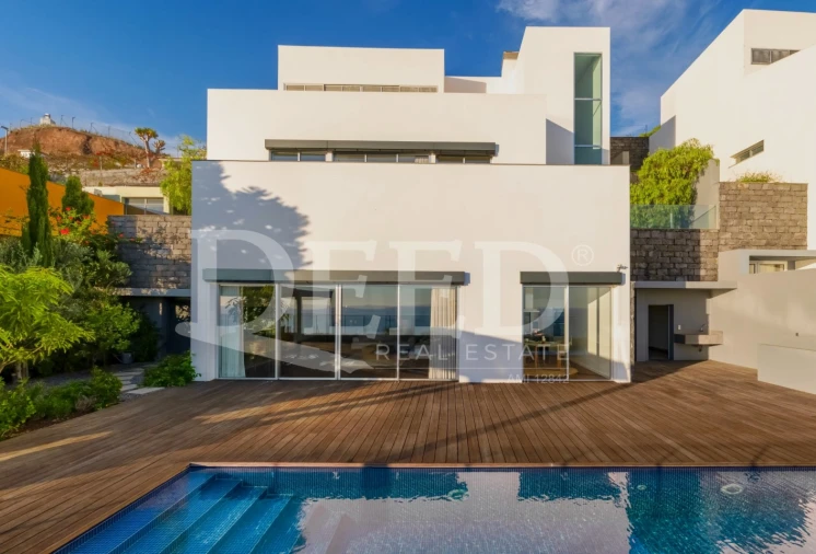 Moradia T3 para Venda em Caniço Foto 3