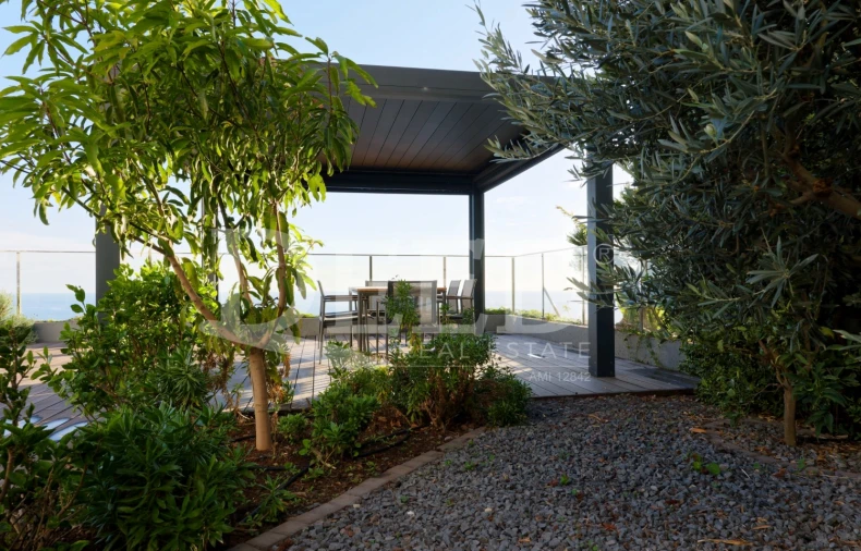 Moradia T3 para Venda em Caniço Foto 49