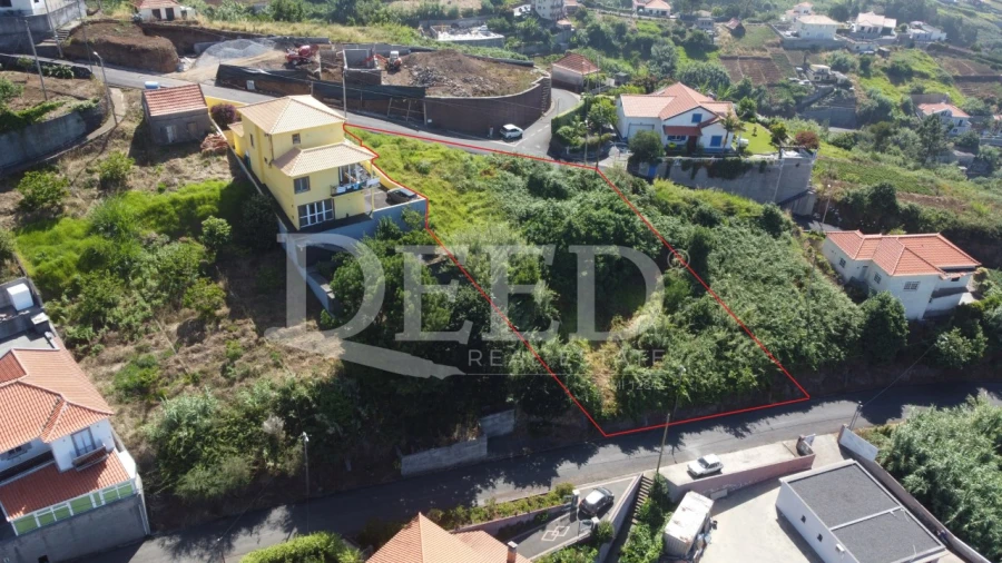 Terreno para Venda em Canhas