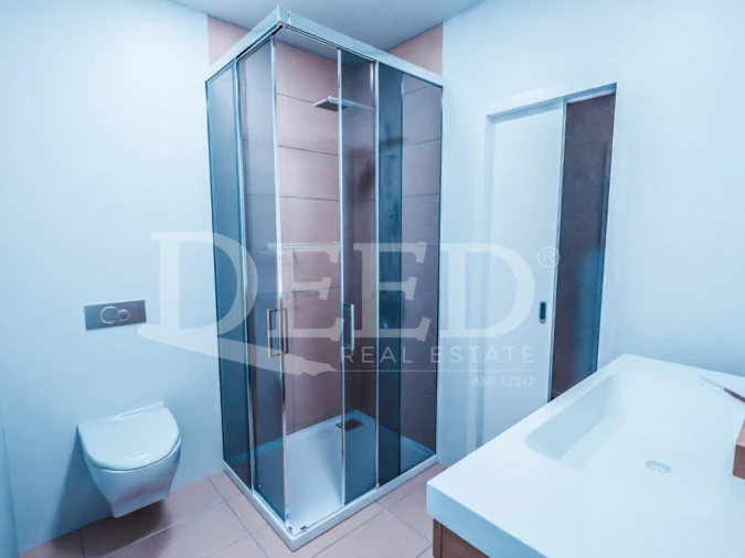 Moradia T3 para Venda em Caniço Foto 9