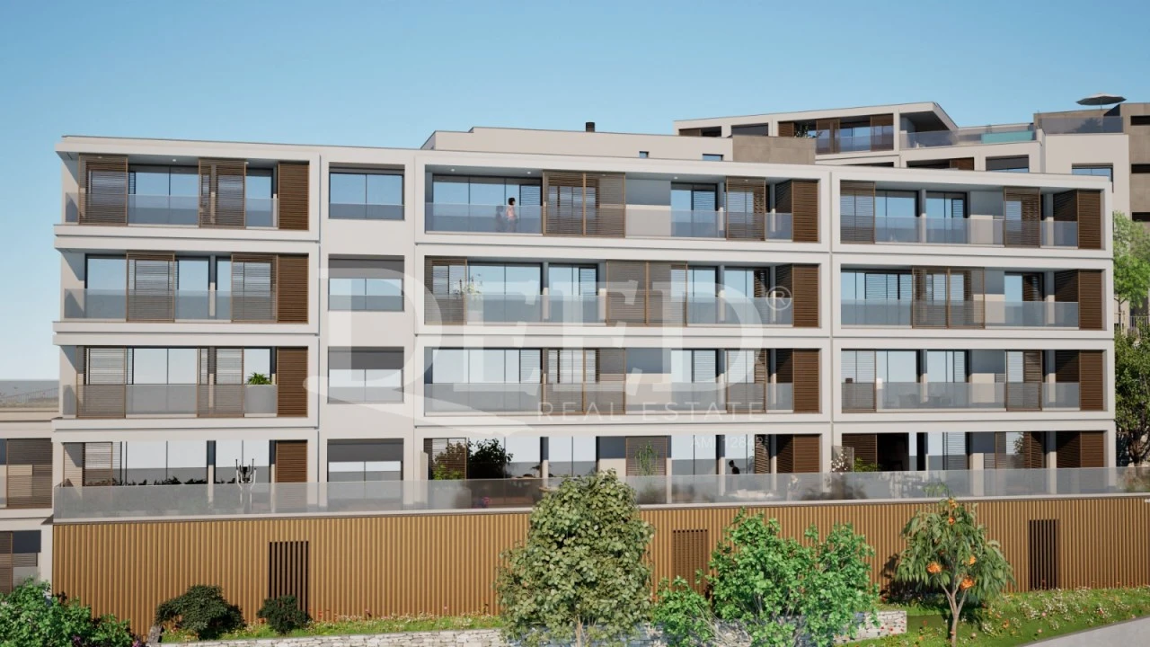 Apartamento T1 para Venda em Estreito de Camara de Lobos Foto 10