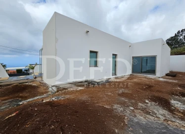 Moradia T3 para Venda em Prazeres