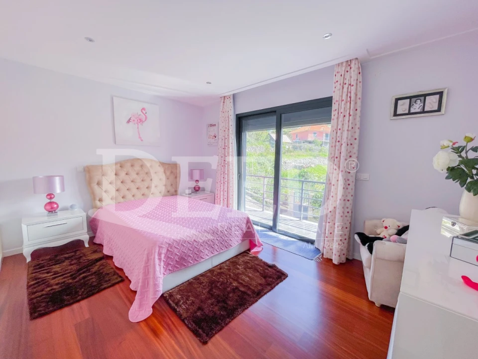 Moradia T3 para Venda em Machico Foto 6