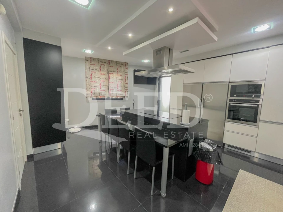 Moradia T3 para Venda em Machico Foto 18