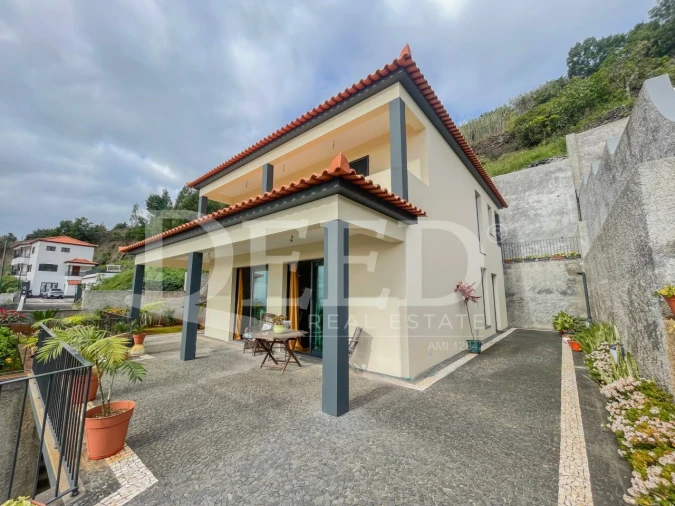 Moradia T3 para Venda em Monte