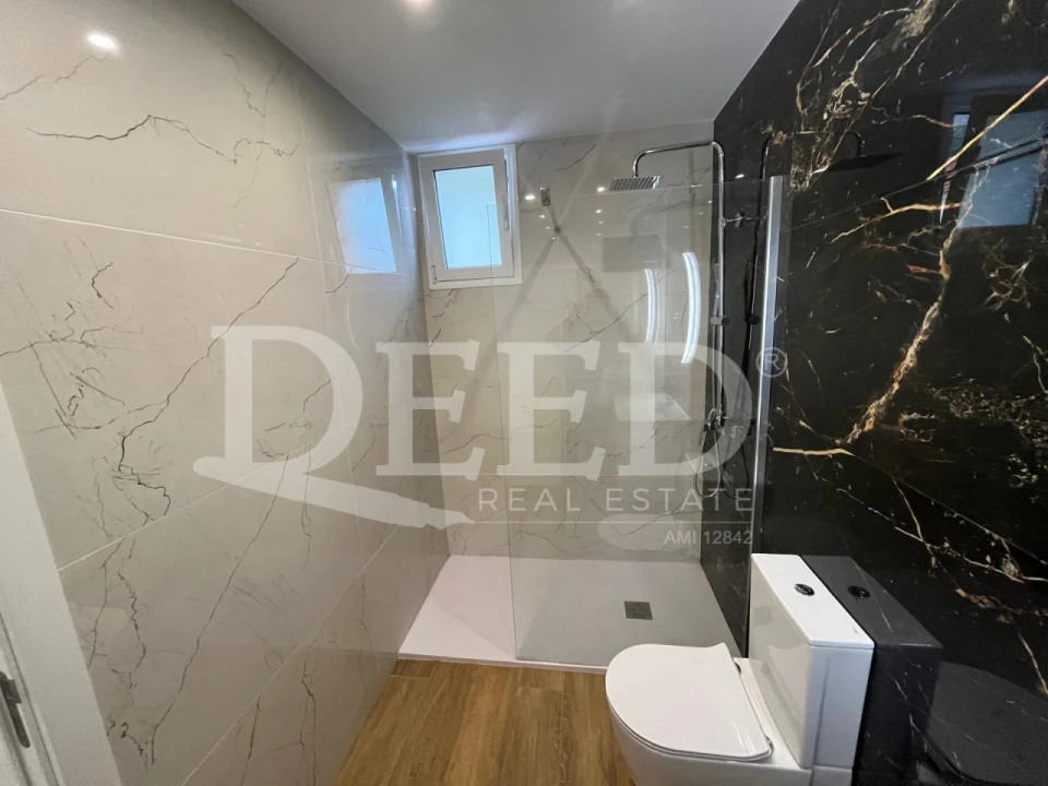 Moradia T4 para Venda em Machico Foto 13