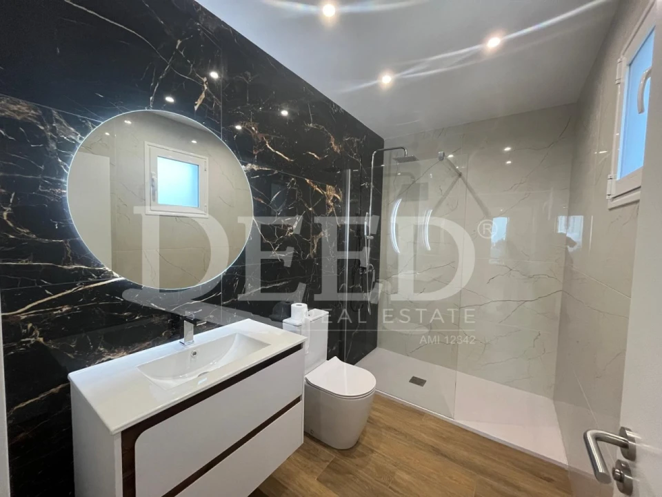 Moradia T4 para Venda em Machico Foto 20