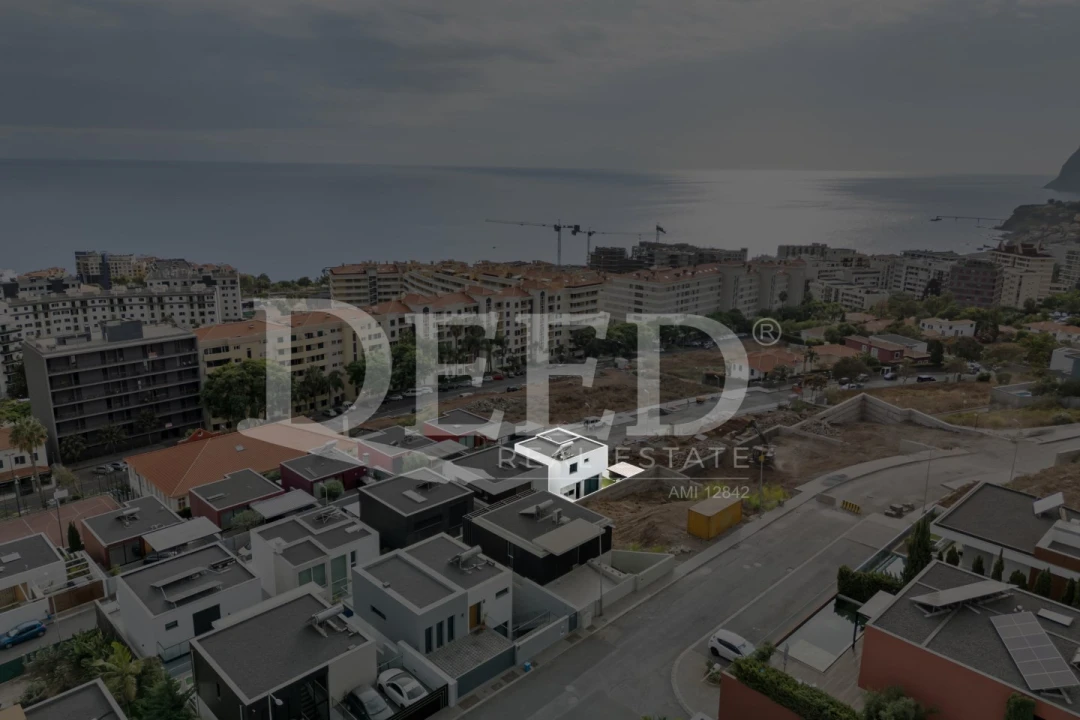 Moradia T3 para Venda em São Martinho Foto 35