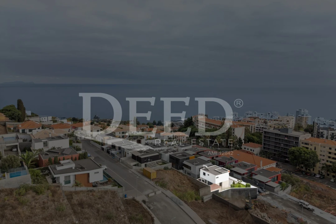 Moradia T3 para Venda em São Martinho Foto 41