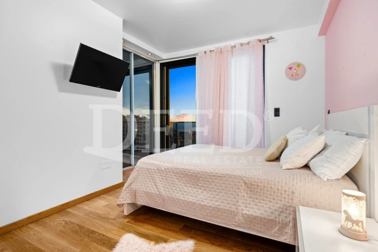 Moradia T3 para Venda em São Martinho Foto 8