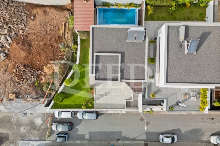 Moradia T3 para Venda em São Martinho Foto 37