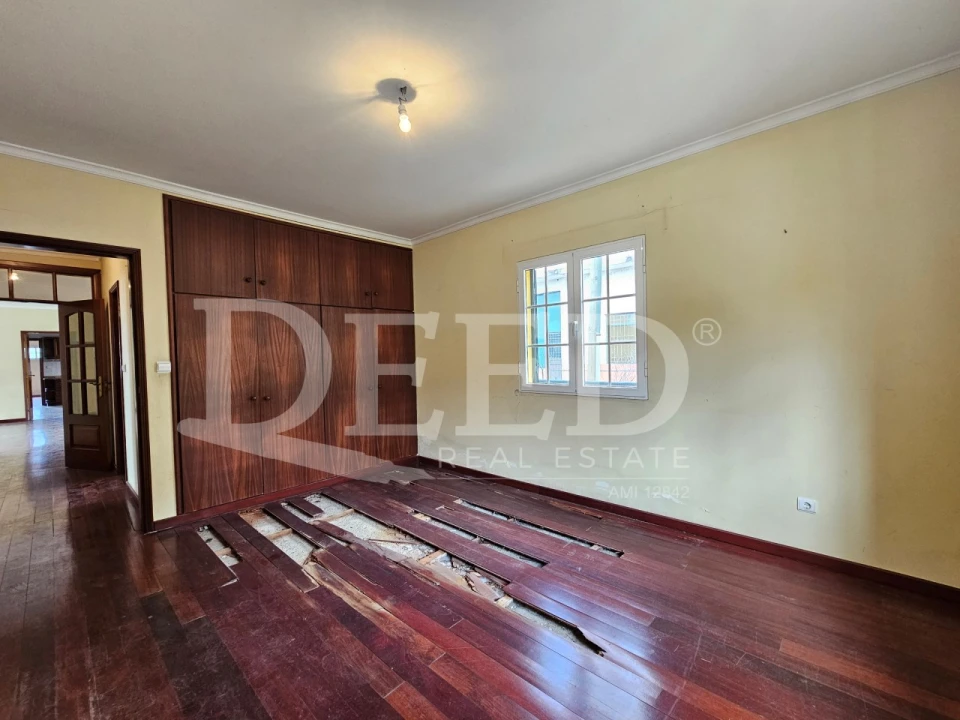 Moradia T3 para Venda em Canhas Foto 8