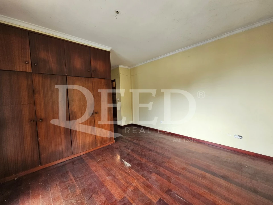 Moradia T3 para Venda em Canhas Foto 9