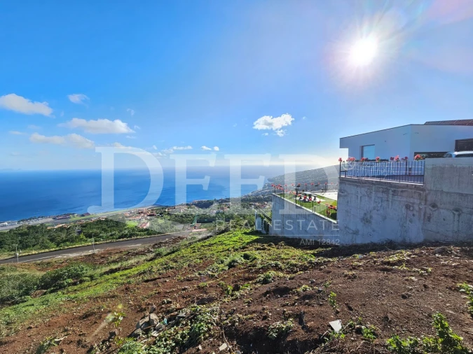 Terreno para Venda em Santa Cruz