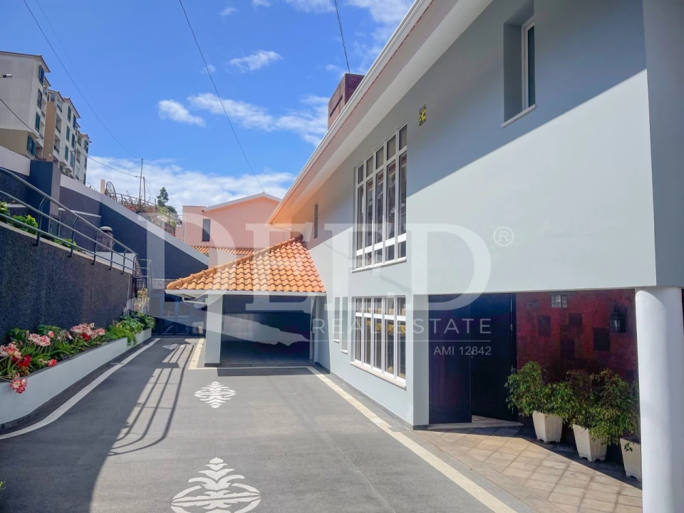 Moradia T4 para Venda em São Gonçalo Foto 37