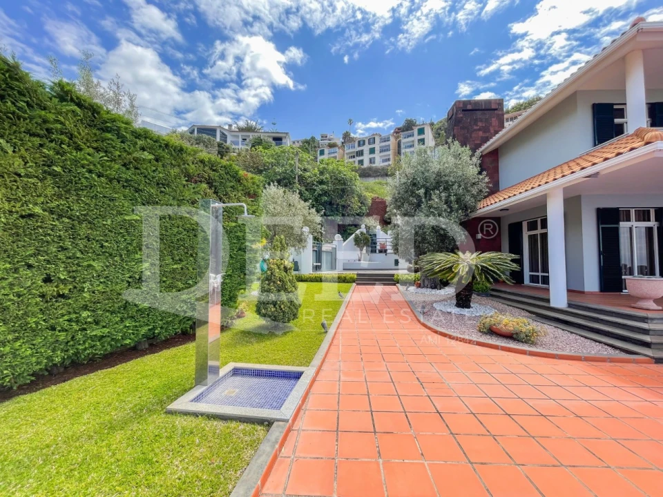 Moradia T4 para Venda em São Gonçalo Foto 38