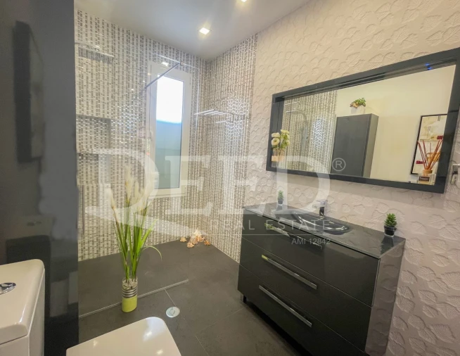 Moradia T4 para Venda em São Gonçalo Foto 24