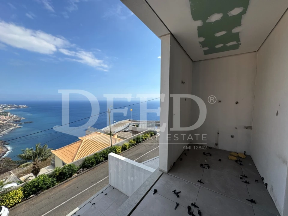 Apartamento T3 para Venda em Camara de Lobos Foto 5