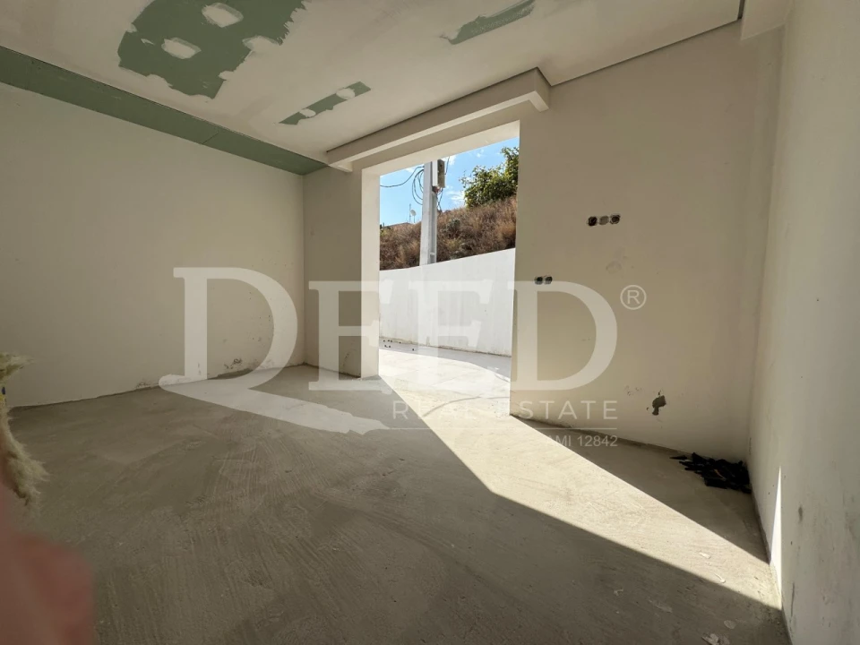 Apartamento T3 para Venda em Camara de Lobos Foto 11