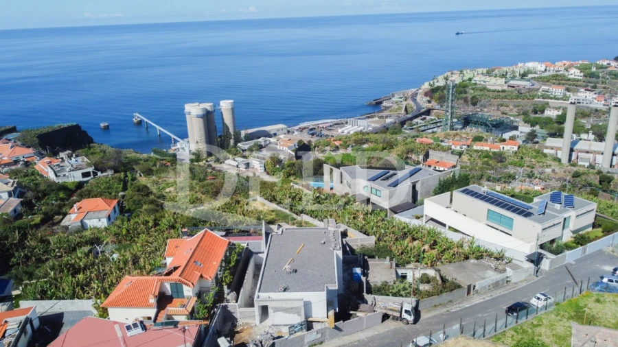 Moradia T3 para Venda em São Martinho Foto 16