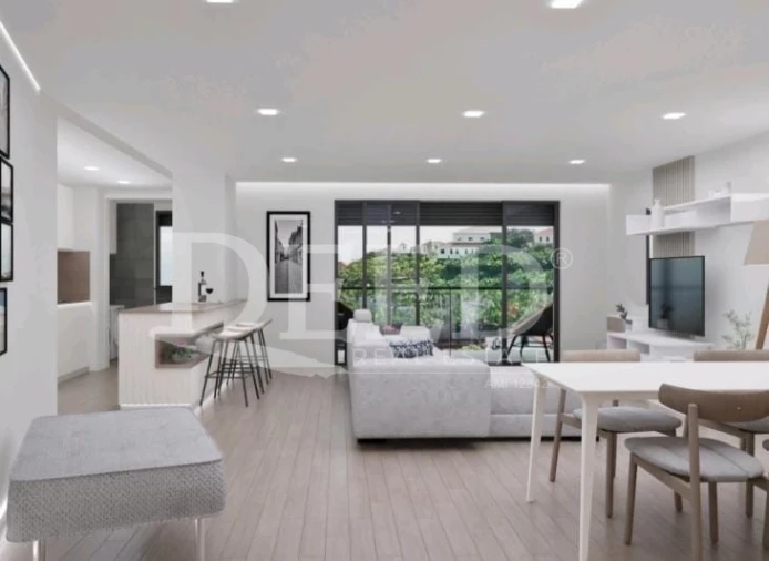 Apartamento T2 para Venda em Camara de Lobos Foto 8