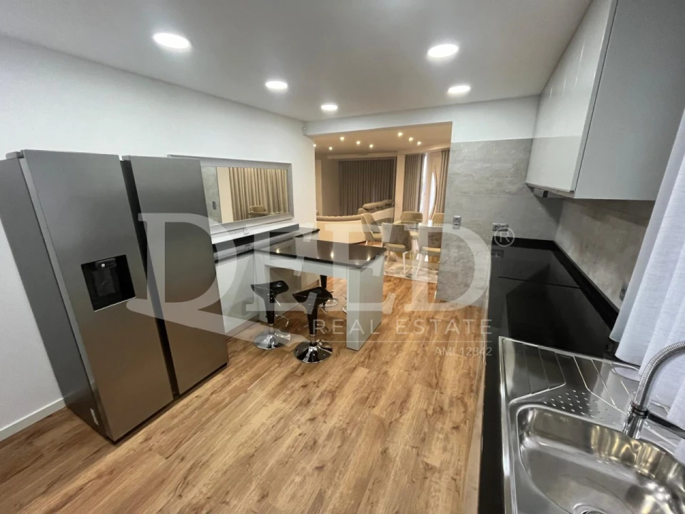 Moradia T3 para Venda em Funchal (São Pedro) Foto 9