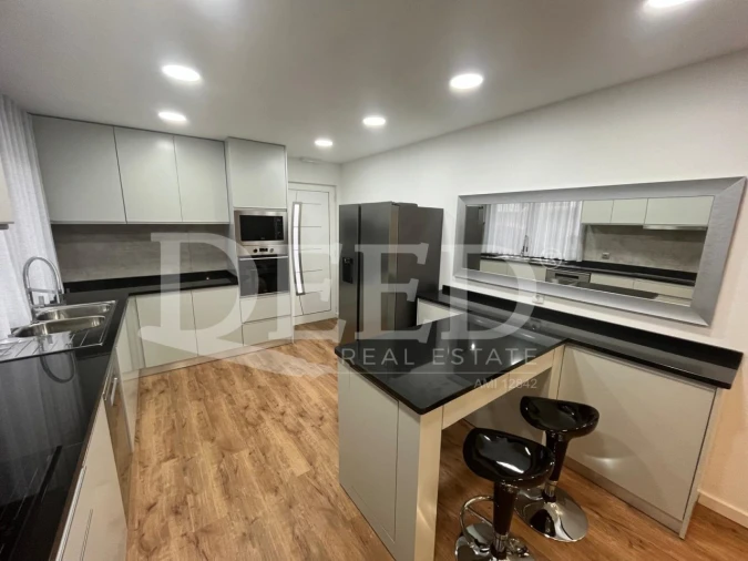 Moradia T3 para Venda em Funchal (São Pedro) Foto 8