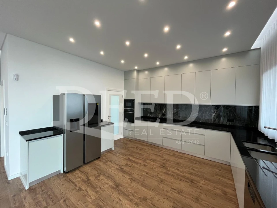 Moradia T3 para Venda em Agua de Pena Foto 10