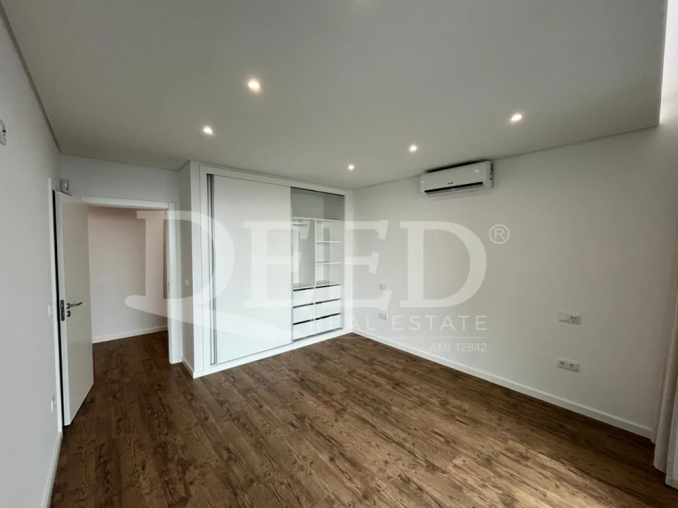 Moradia T3 para Venda em Agua de Pena Foto 14