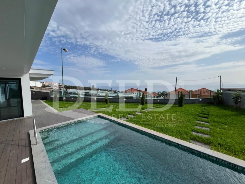 Moradia T3 para Venda em Agua de Pena Foto 19