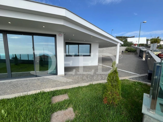 Moradia T3 para Venda em Agua de Pena Foto 3