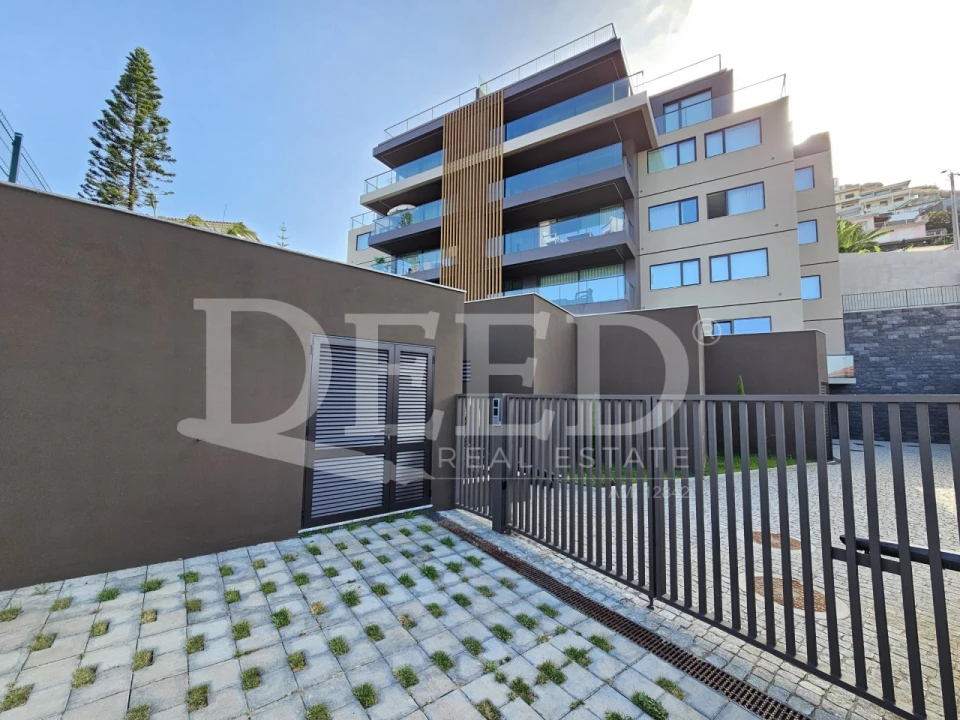 Apartamento T2 para Venda em São Martinho Foto 1