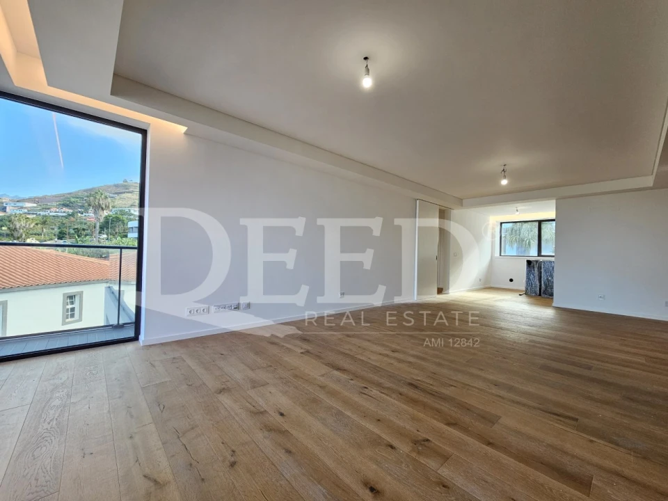 Apartamento T2 para Venda em São Martinho Foto 4