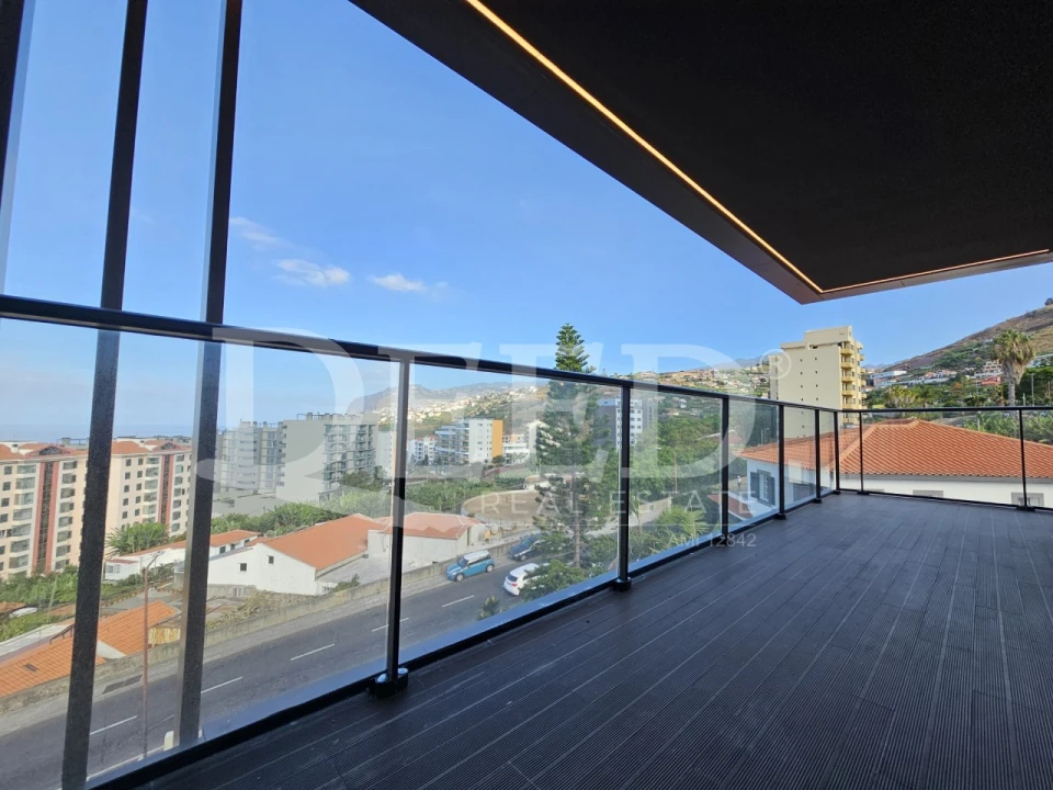 Apartamento T2 para Venda em São Martinho Foto 5