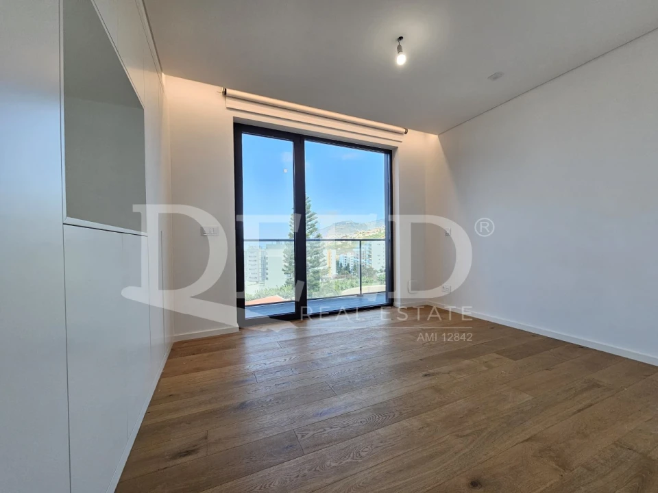 Apartamento T2 para Venda em São Martinho Foto 14