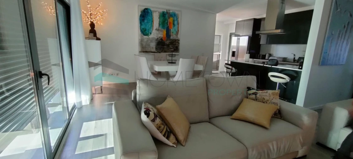 Apartamento T2 para Venda em Quarteira Foto 3