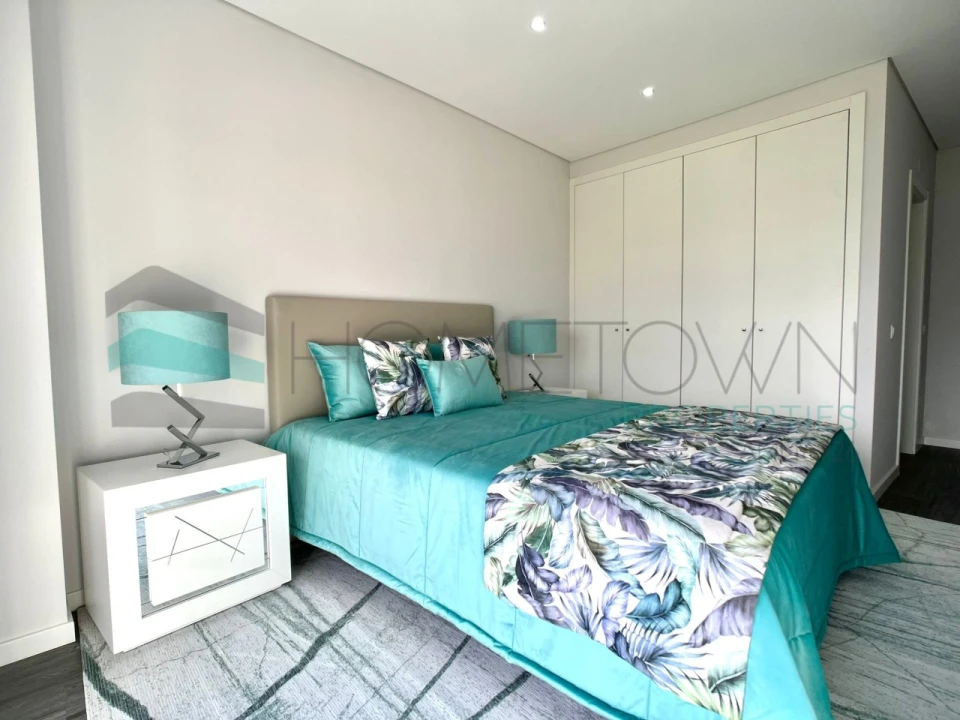 Apartamento T3 para Venda em Quelfes Foto 2