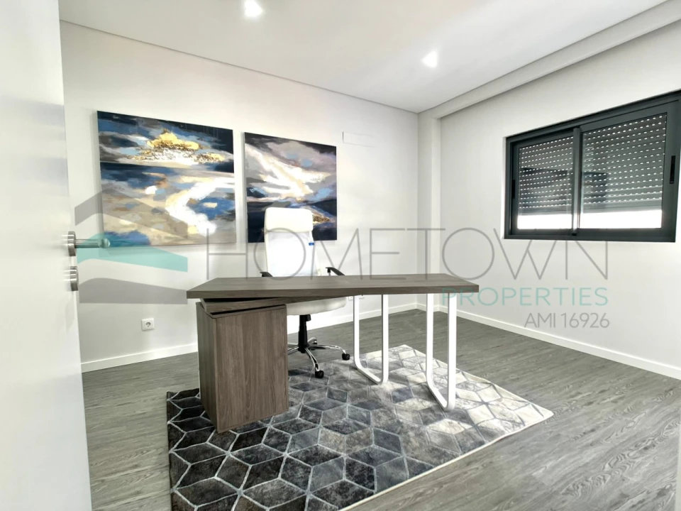 Apartamento T3 para Venda em Quelfes Foto 22