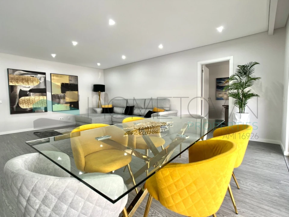 Apartamento T3 para Venda em Quelfes Foto 26