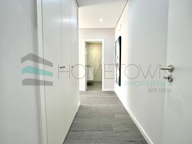 Apartamento T3 para Venda em Quelfes Foto 11