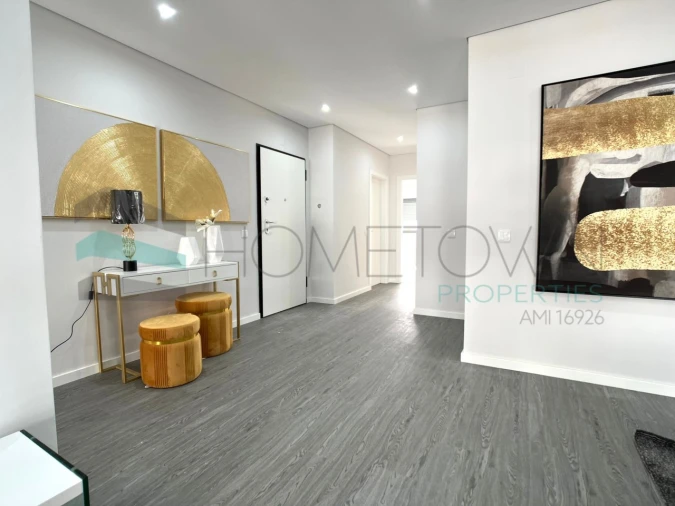 Apartamento T3 para Venda em Quelfes Foto 12