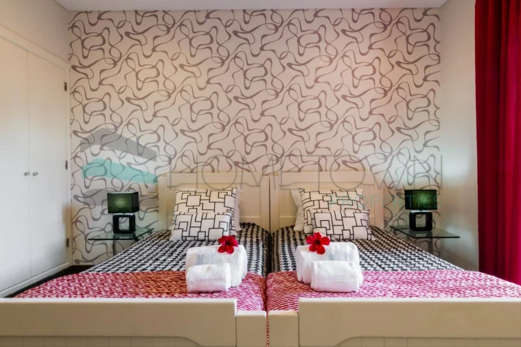 Negócio para Venda em Guia Foto 26