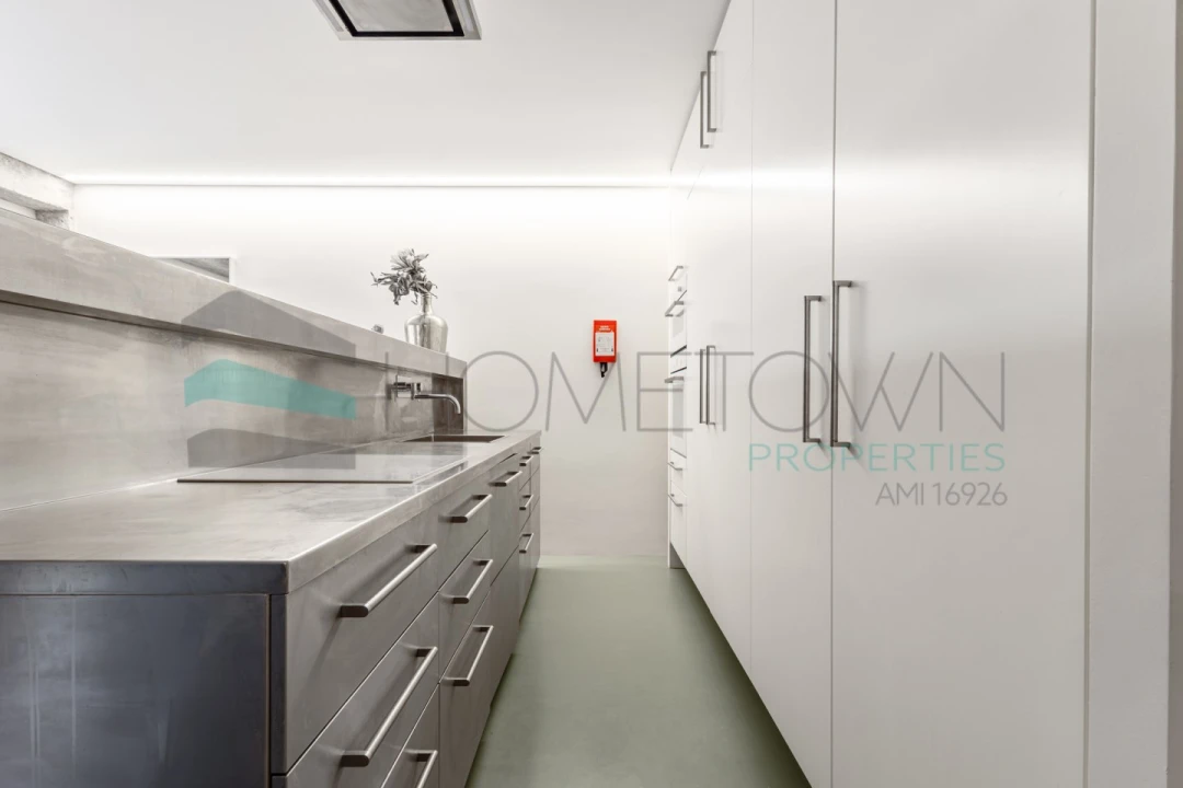 Apartamento T2 para Venda em Quarteira Foto 10