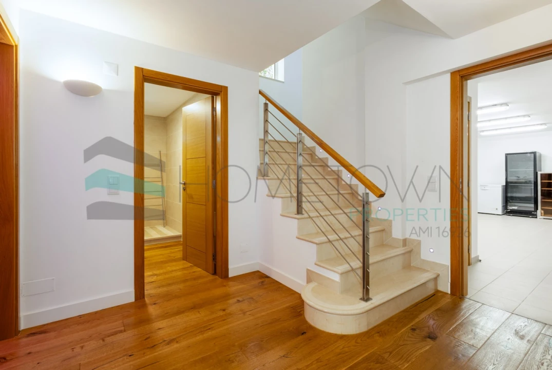 Moradia T4 para Venda em Almancil Foto 26