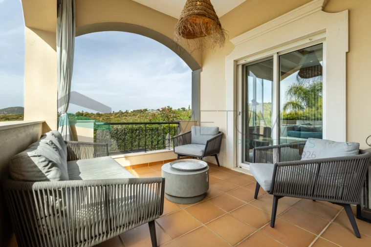 Moradia T4 para Venda em Almancil Foto 6