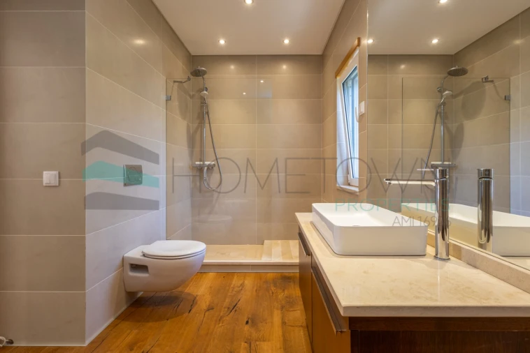 Moradia T4 para Venda em Almancil Foto 18