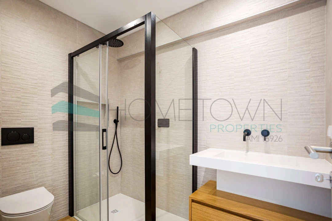 Apartamento T2 para Venda em Quarteira Foto 19