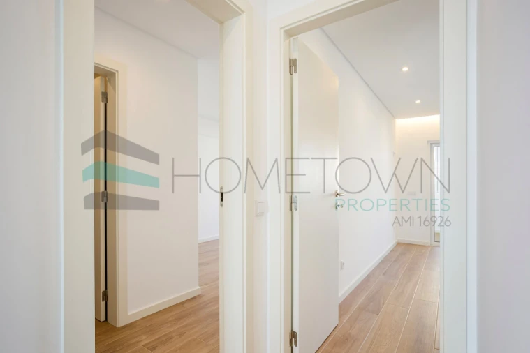 Apartamento T2 para Venda em Quarteira Foto 14