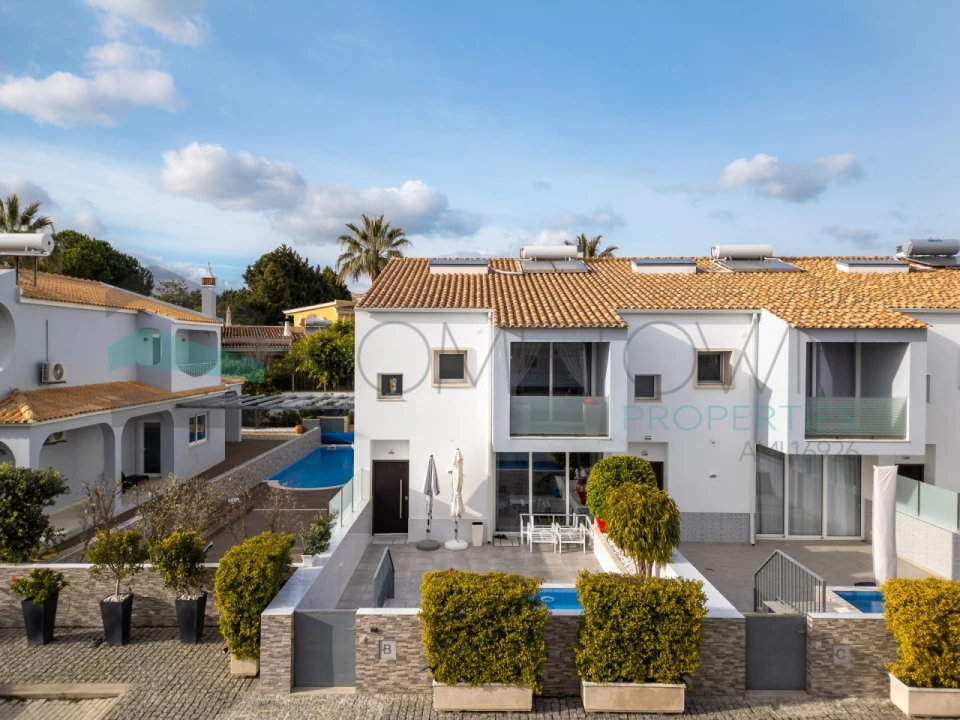 Moradia T3 para Venda em Albufeira e Olhos de Água Foto 44