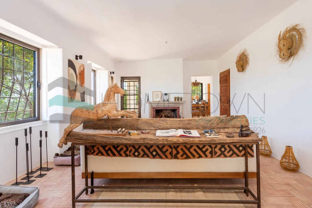 Moradia T4 para Venda em Santa Barbara de Nexe Foto 12